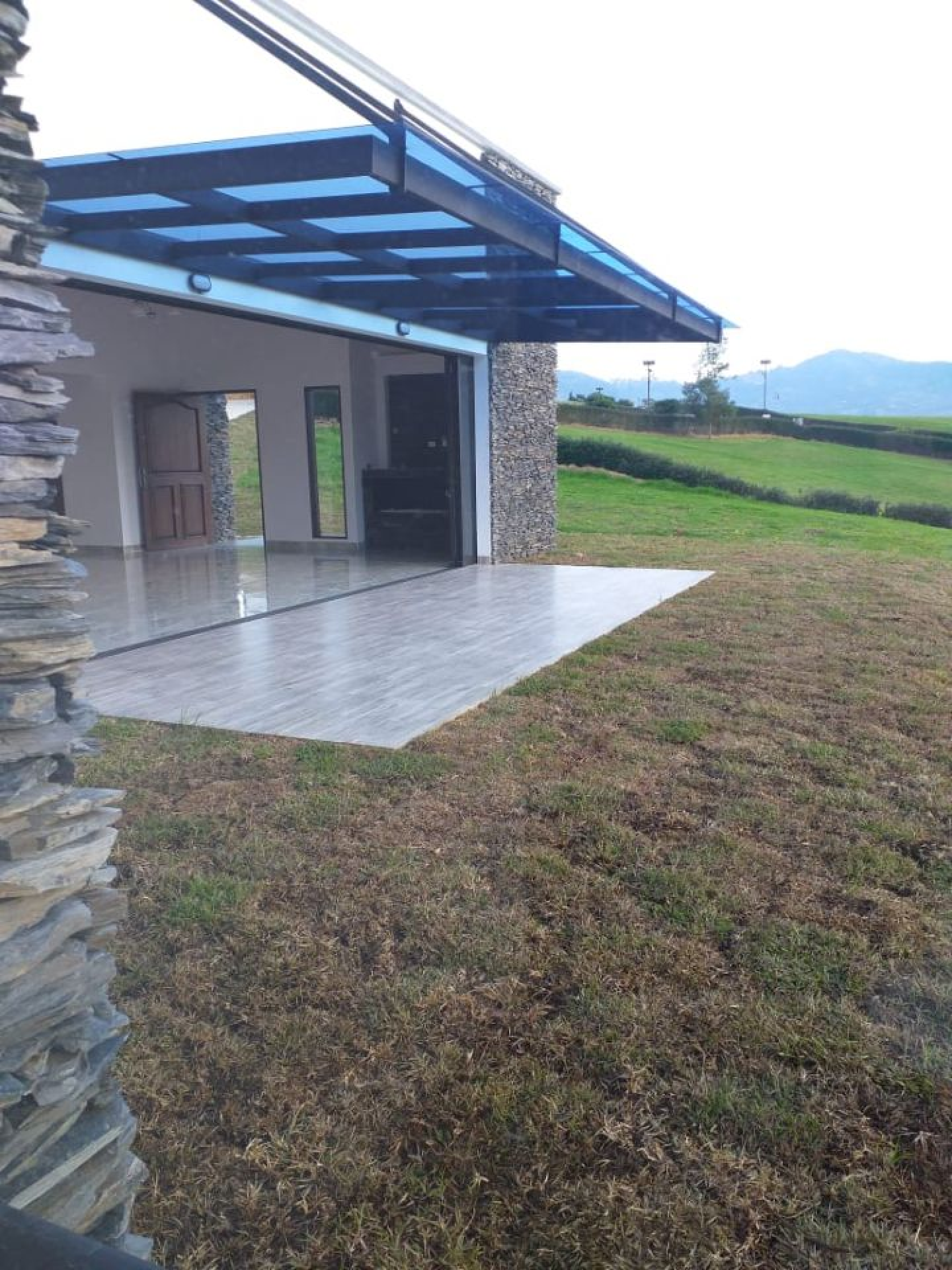 Casa en venta en La Ceja (Antioquia), 1.200 Millones, Vía San Antonio